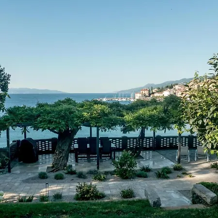 Amazing Apartment In Opatija With Wifi And 2 Bedrooms *